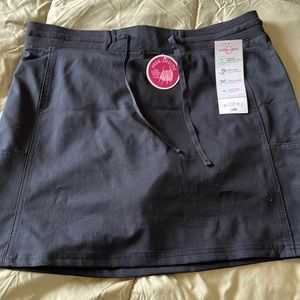 Lees black tennis skirt